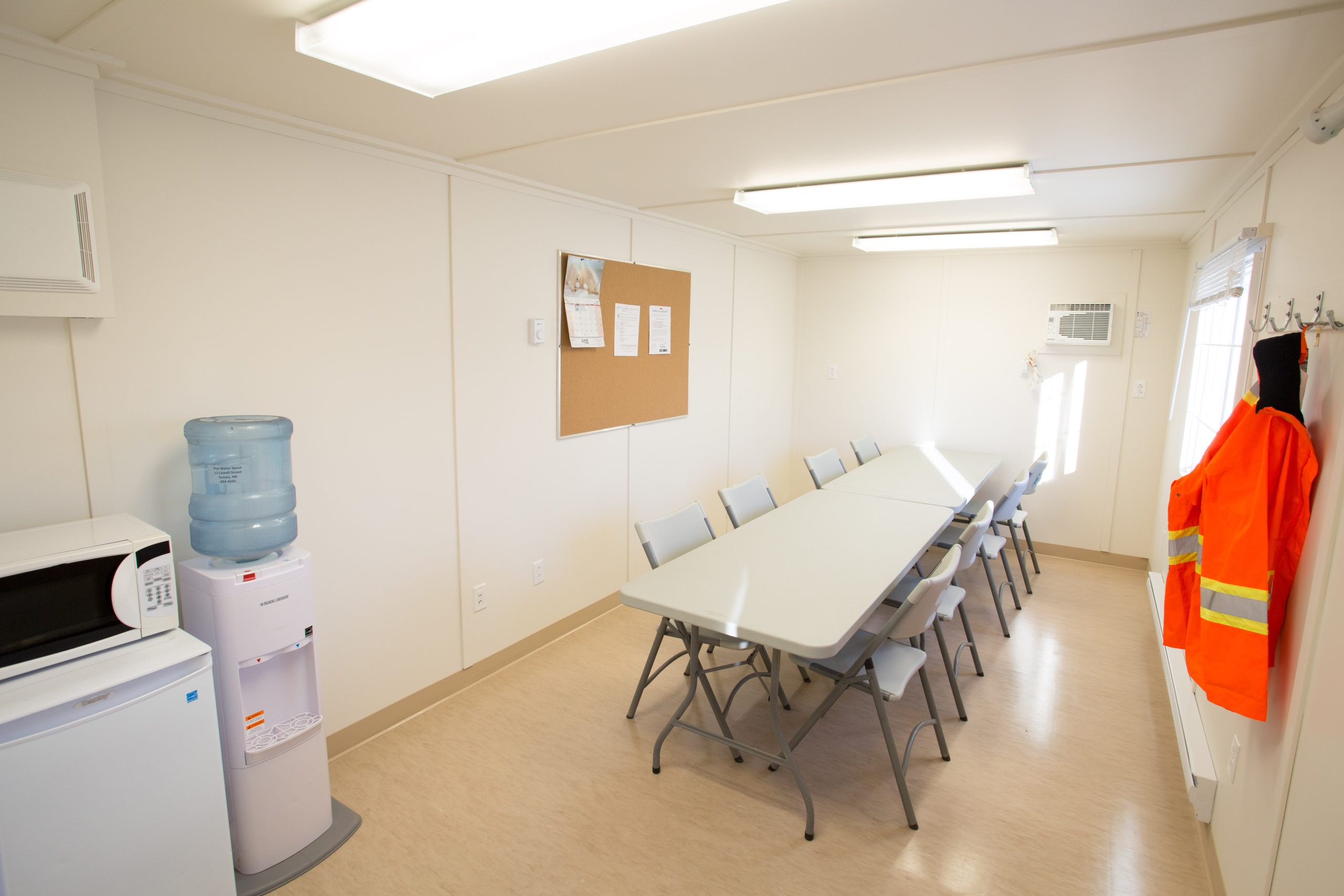 Lunchroom Trailers - 1